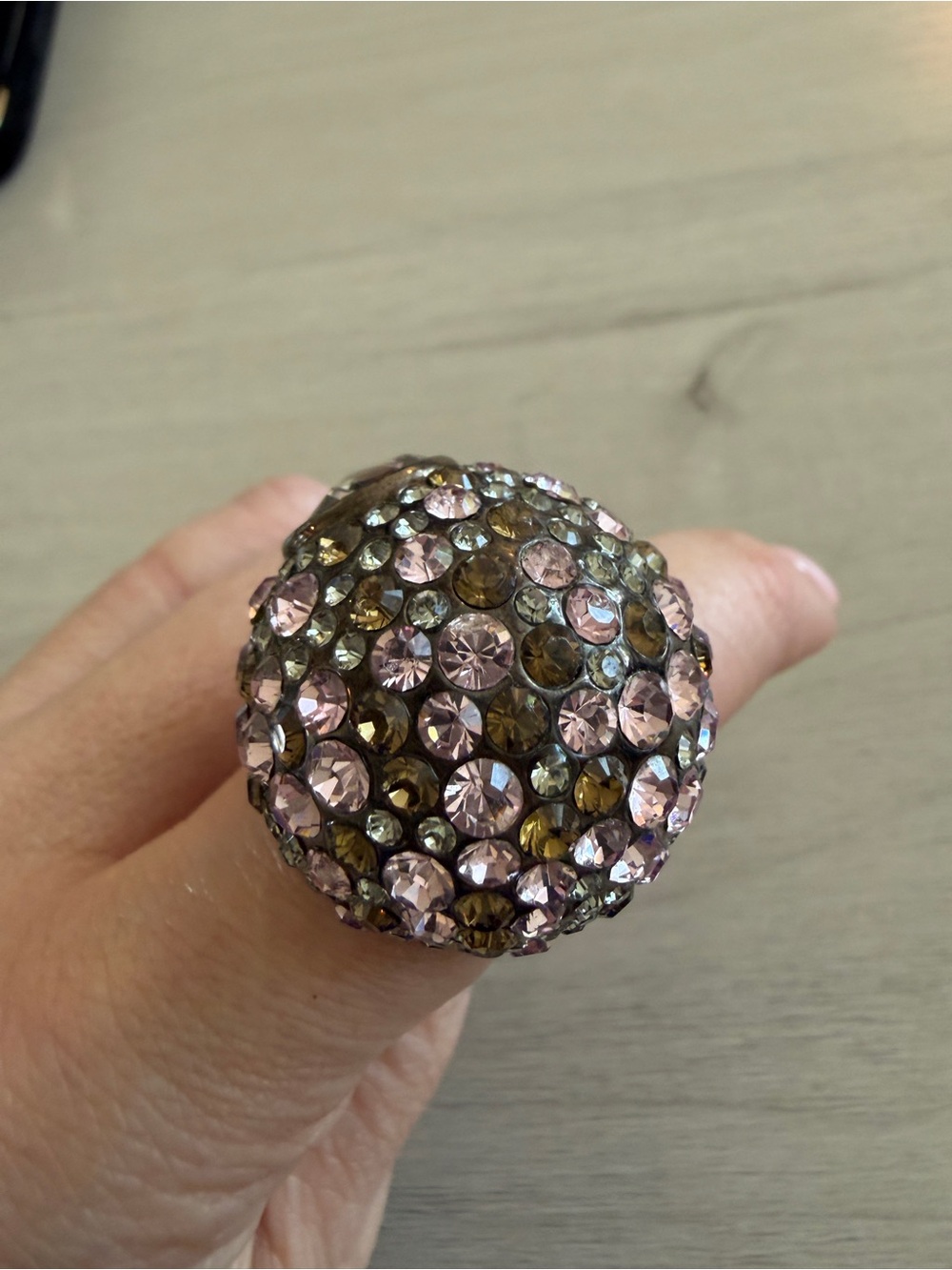 Henri Bendel Pink and Olive Crystal Dome Ring - Picture 3 of 5